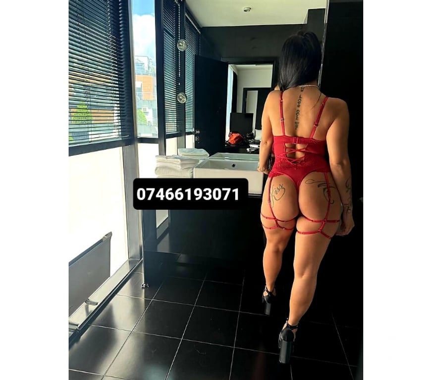 Escorts Staffordshire Stafford - Photos for ⏰Just Outcall ,SARA🔝 My pic it real 100% Same lady 👄