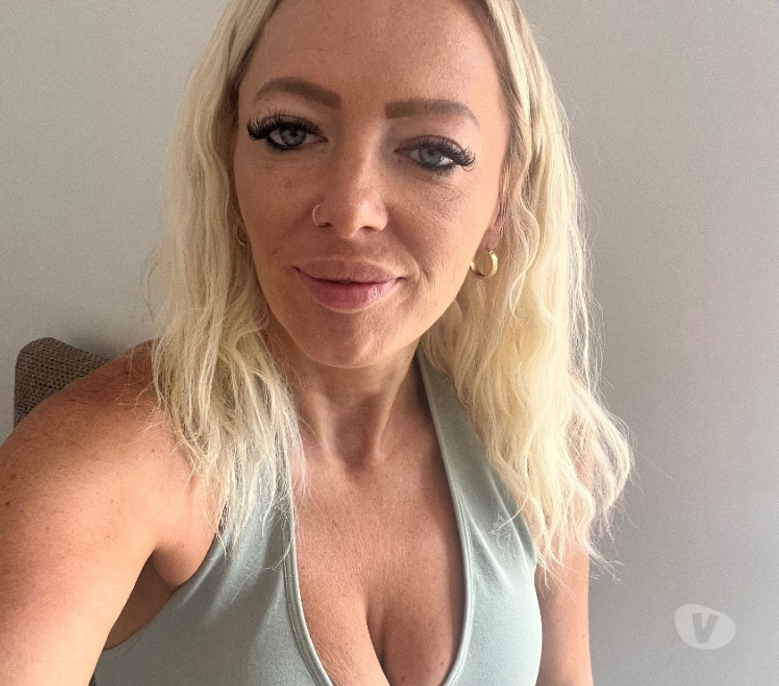 Escorts Somerset Bridgwater - Somerset - Photos for Sexy Good Looking Girl