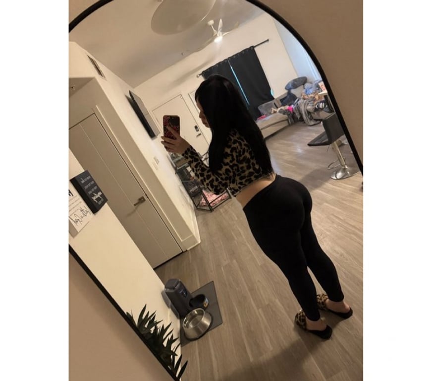 Escorts South East London Croydon - Photos for π¦ Naughty Nina Is Horny And Read To Play π