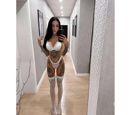  Escorts & Erotic Massage Cardiff City Centre Cardiff - Photos for 🔞💦Real girl ❤️Outcall Party