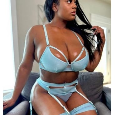 Escorts and Massages Catford South East London - Photos for GIGI SEXY BOMBSHELL 😍