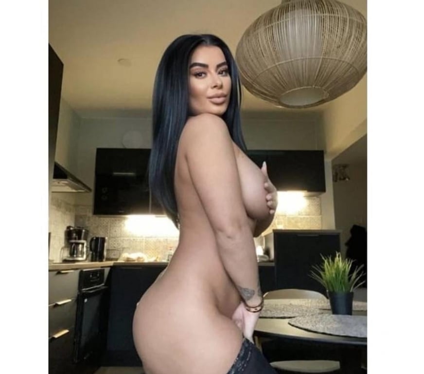 Escorts Kent Gravesham - Photos for Best BJ NO RUSH🔝party girl🧡Britney intim pierce 🫦