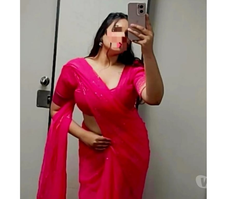 Escorts East London Upton Park - East London - Photos for South indian Roja 🥰