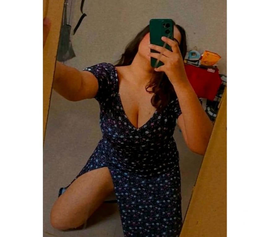Escorts East London Upton Park - East London - Photos for South indian Roja 🥰
