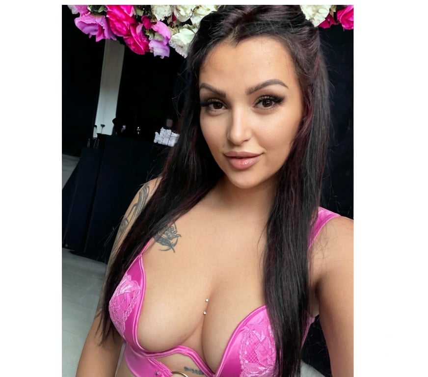 Escorts Norfolk Norwich - Photos for Emma 😘😍 Sweet Girl 🔥 😍😍Party💥