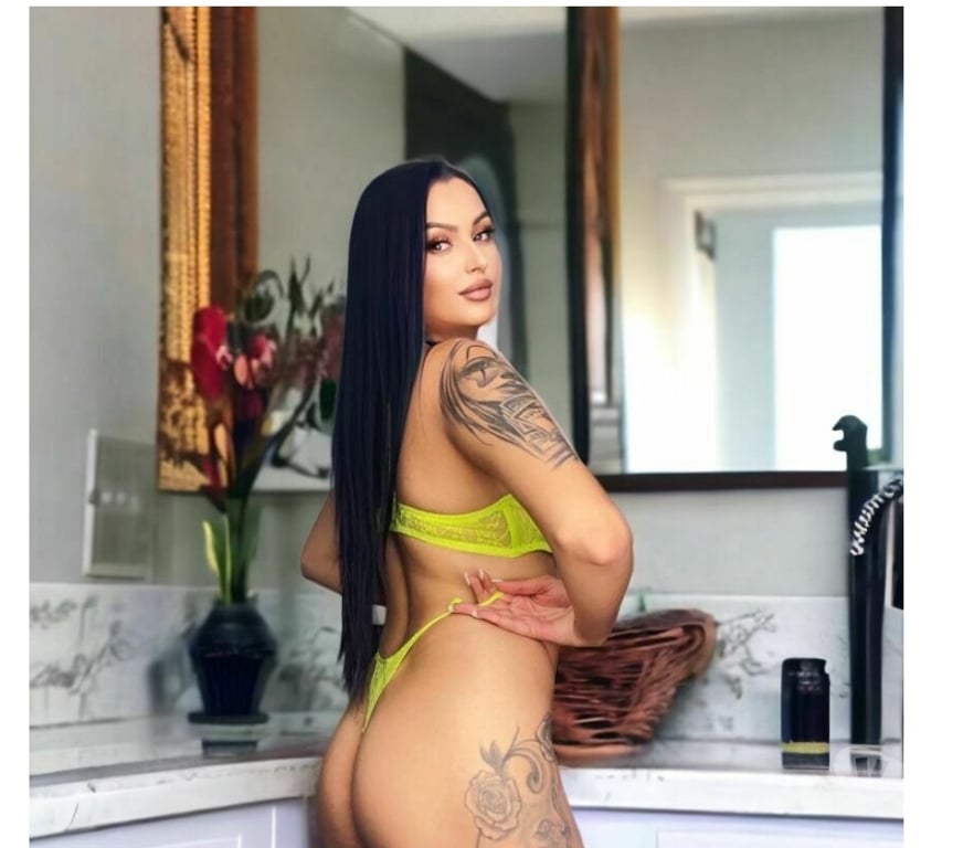 Escorts Norfolk Norwich - Photos for Emma 😘😍 Sweet Girl 🔥 😍😍Party💥
