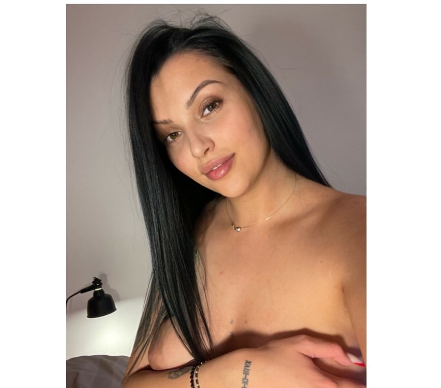 Escorts Norfolk Norwich - Photos for Emma 😘😍 Sweet Girl 🔥 😍😍Party💥