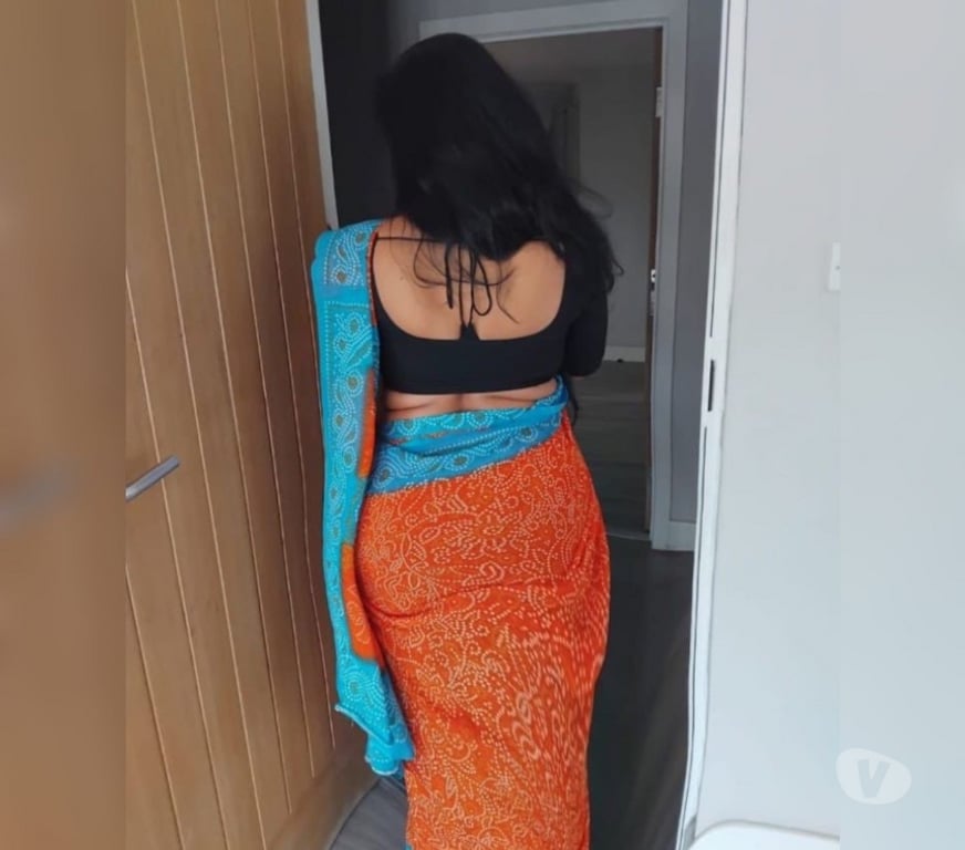 Escorts West London Hounslow - Photos for Sameera South Indian Tamil Girl