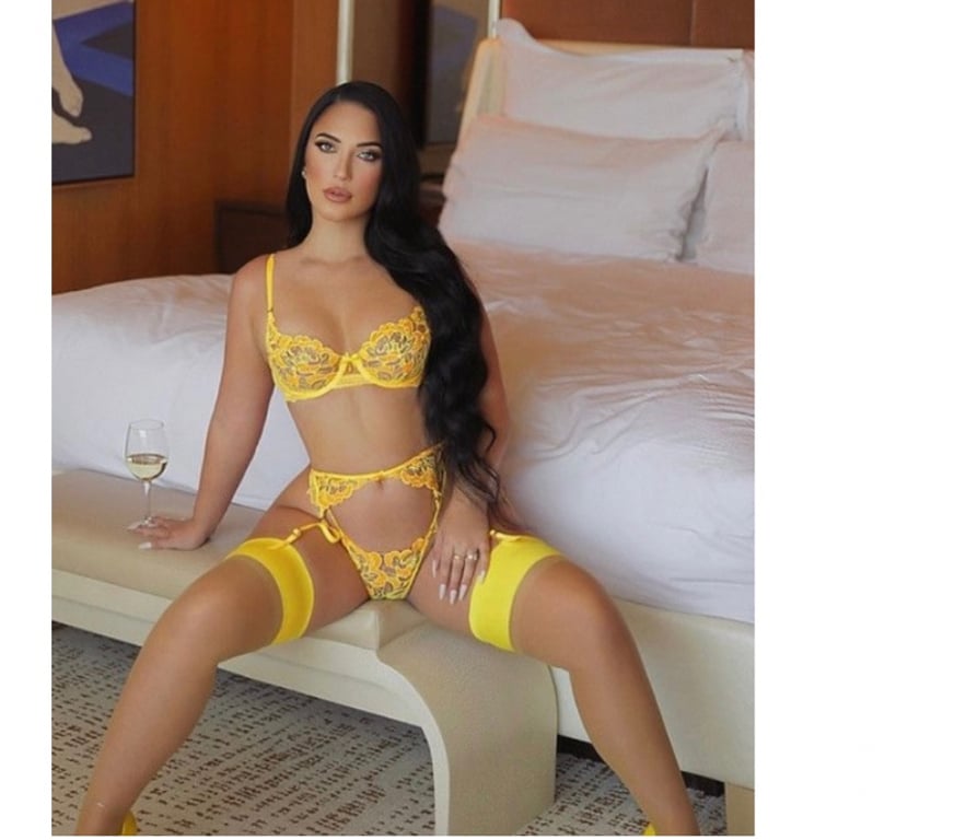Escorts North London Enfield - Photos for Mira the best chance in the town