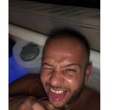 Local Swingers Crossgates Leeds - Photos for Ciao I’m Marco I’m available 24h!