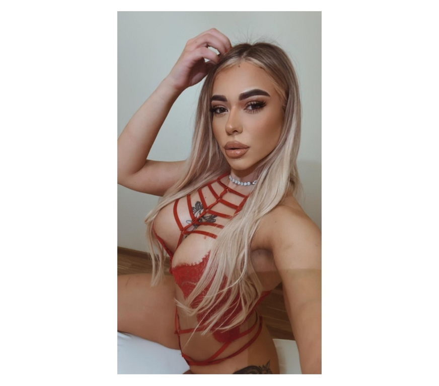 Escorts Kent Gravesham - Photos for Adda,blond sexy girl,new in town 🥰