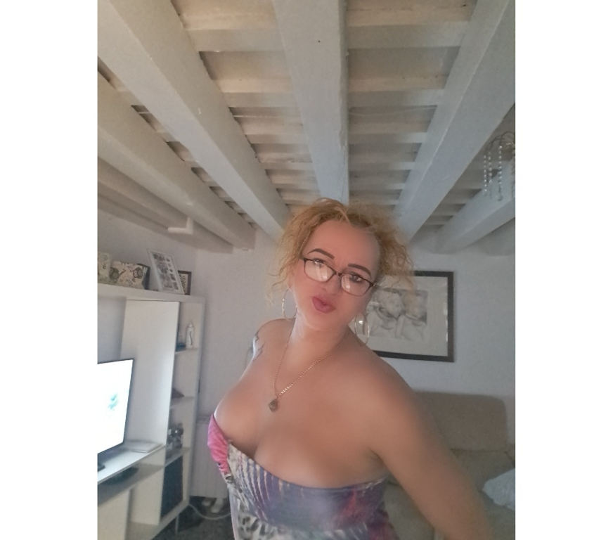 Trans Escorts Edinburgh Edinburgh - Edinburgh - Photos for TS....KARLA......