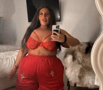 Curvy British Trans Girl 🥵