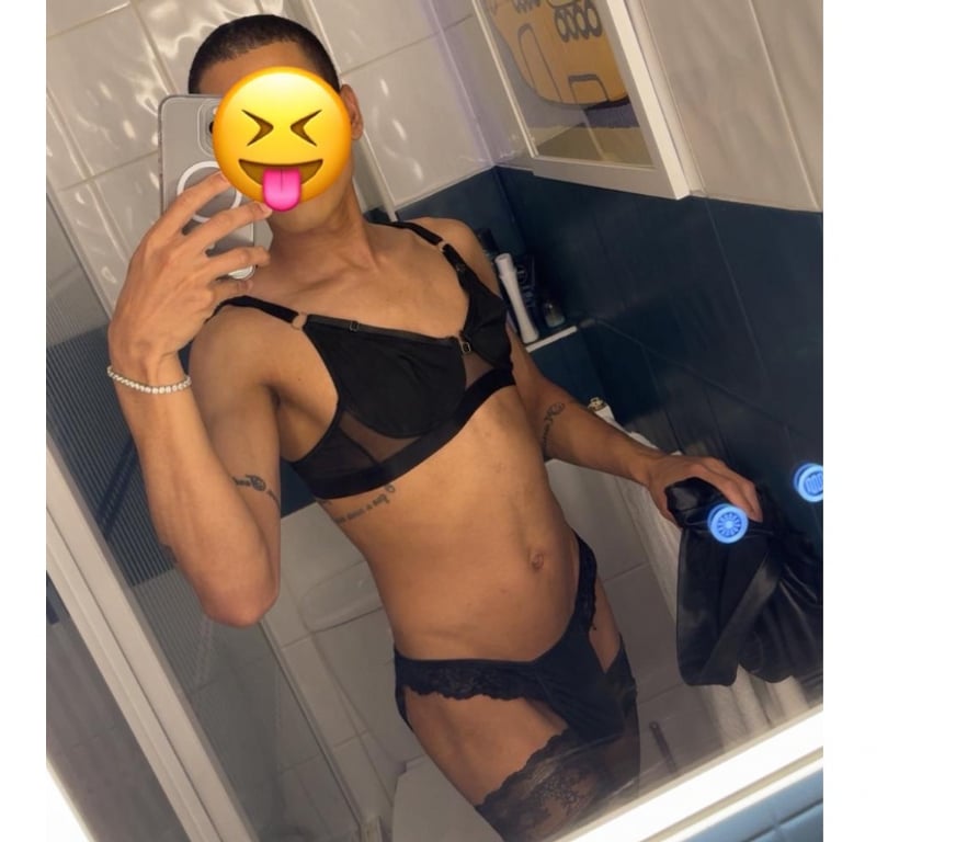 Trans Escorts Merseyside Liverpool - Photos for 👠 Feemboy 💕 party 🥳
