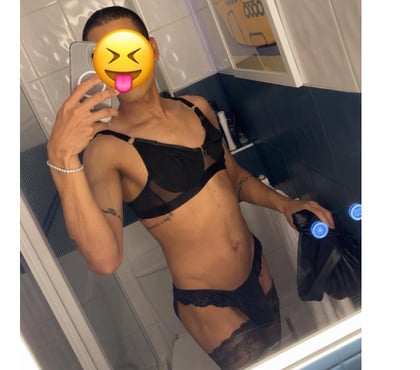Transsexual Escorts Liverpool City Centre Liverpool - Photos for 👠 Feemboy 💕 party 🥳