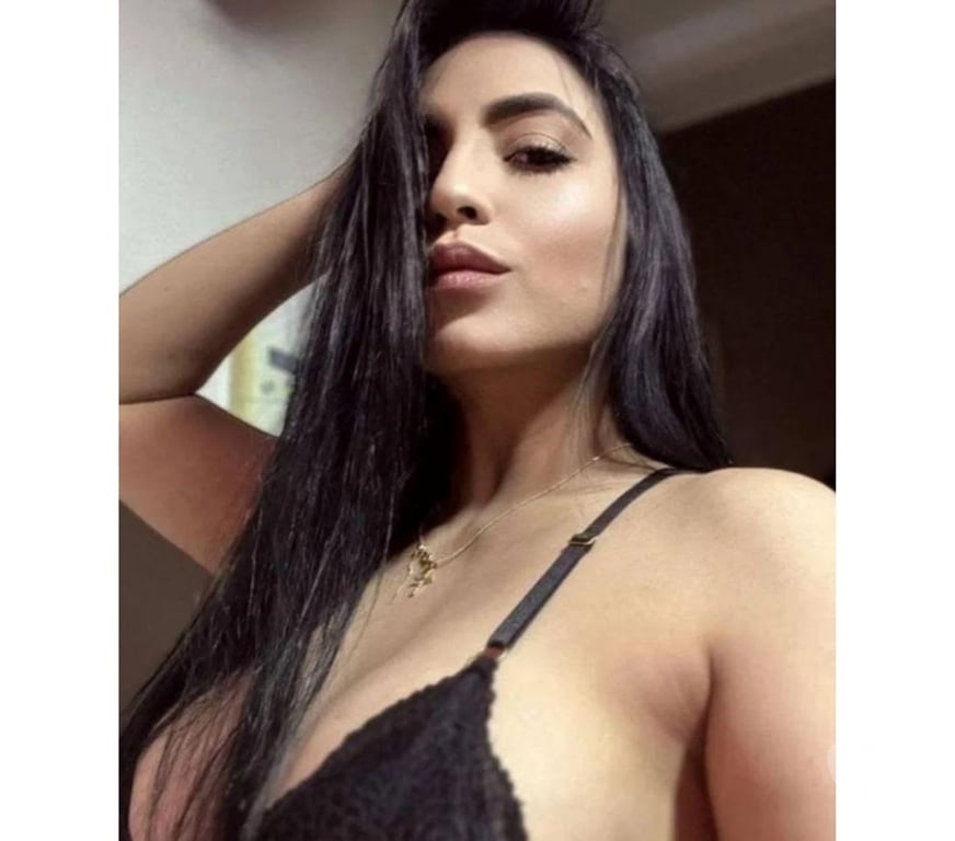 Escorts South East London Deptford - South East London - Photos for 🍆🍆Hot Latina FIRST TIME IN TOWN 🍆🍆