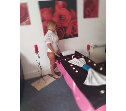  Escorts Newark Newark and Sherwood - Photos for HUNGARIAN MASSEUSE EXPERT🫶💋👅🦶🦵