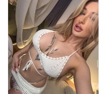 Beautiful Party Girl