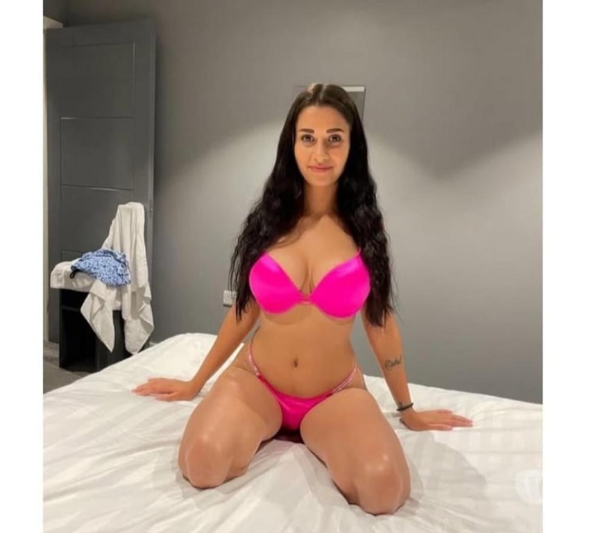 Escorts Lancashire Blackburn with Darwen - Photos for Maya new petite big boobs 🔞 no rush 💋