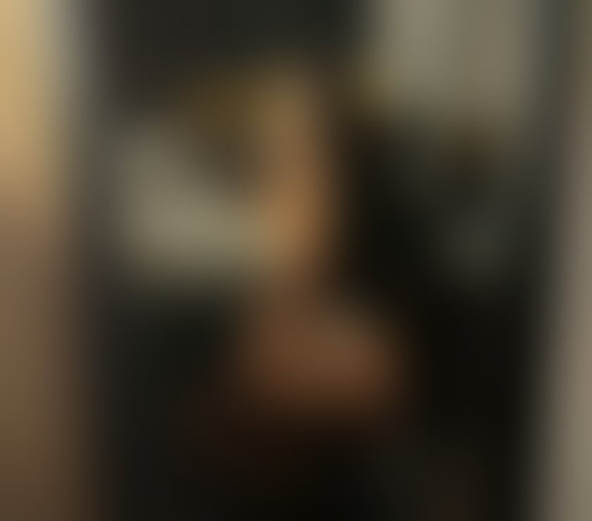 Escorts Belfast City Centre (South) Belfast - Photos for New Town incall outcall available 24 7 party 🎉