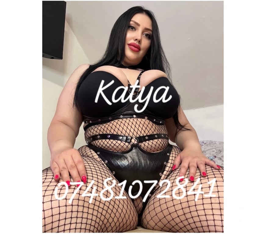 Escorts East London Redbridge - Photos for Katya big boobs big ass Party😍