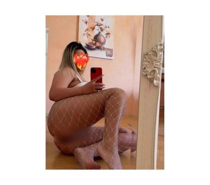 Escorts and Massages Feltham Hounslow - Photos for HOT🔞BLONDE🔜 EMILY🔝CURVY🆕️BIG ASS‼️