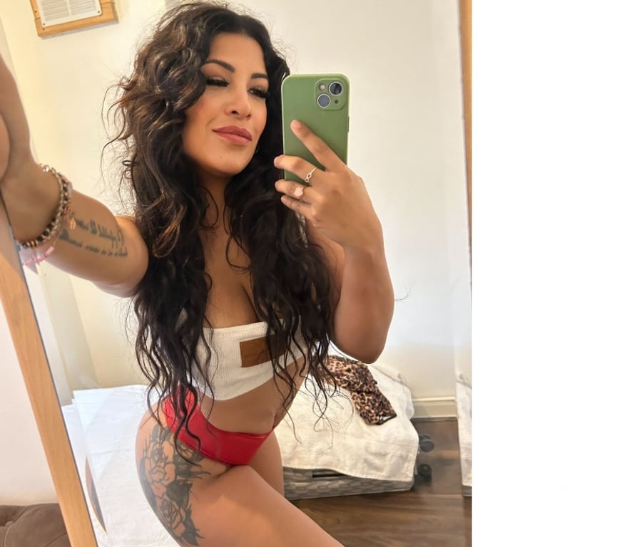 Escorts East London Bethnal Green - East London - Photos for HOT LUNA ✨ BETHNAL GREEN