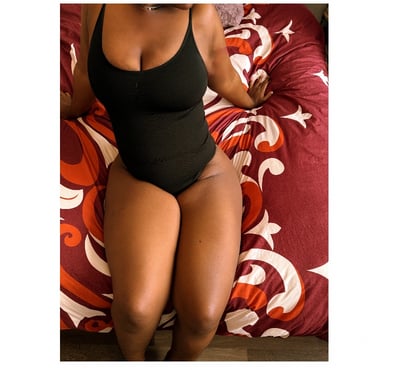 Escorts Gants Hill East London - Photos for Available Now — Thick Black Beauty In Gants Hill