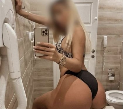 Escort Laindon Basildon - Photos for Sexy girl few days in the town fully service party