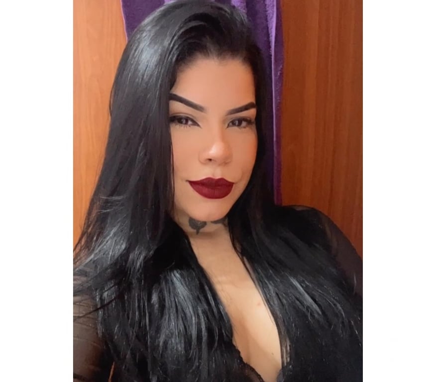 Escorts South East London Croydon - Photos for ADRIELLY SEXY HOT BRAZILIAN 🇧🇷😈🔥