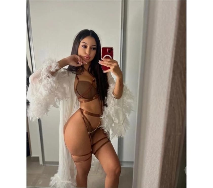 Escorts and Massages Leicester City Centre Leicester - Photos for new😋in town🥰party🥂call me✅real💯best owo👅
