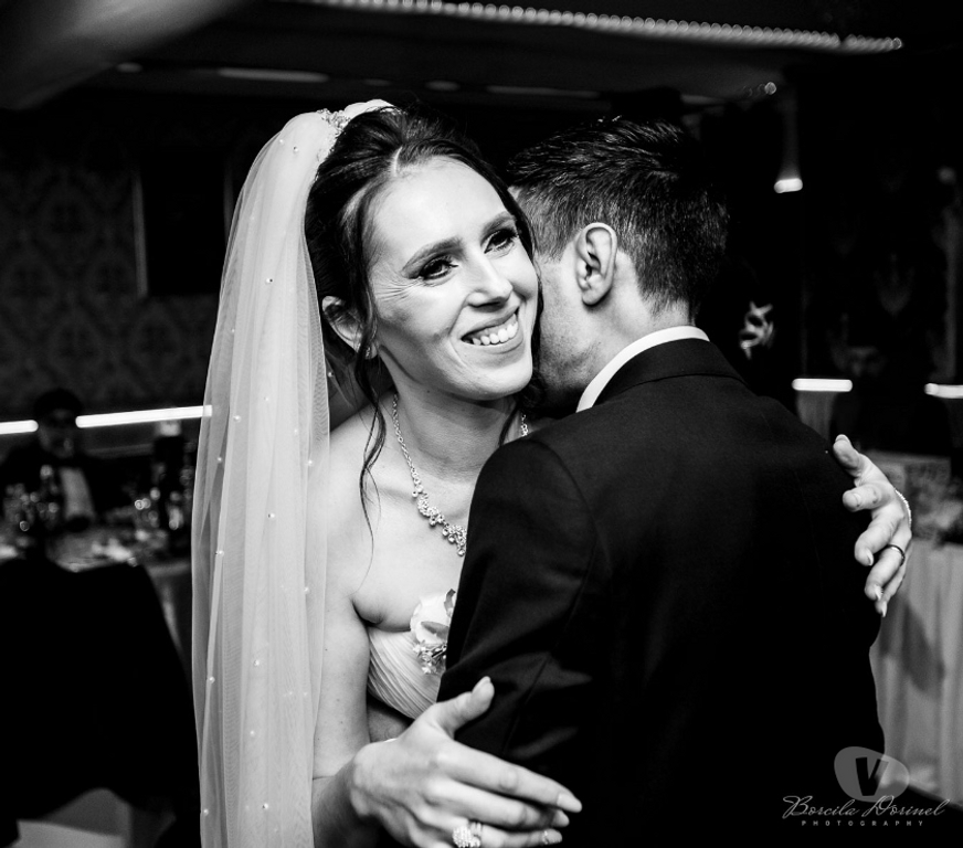 professional photographer West Northamptonshire Northampton - West Northamptonshire - Photos for Wedding Photographer in Northampton
