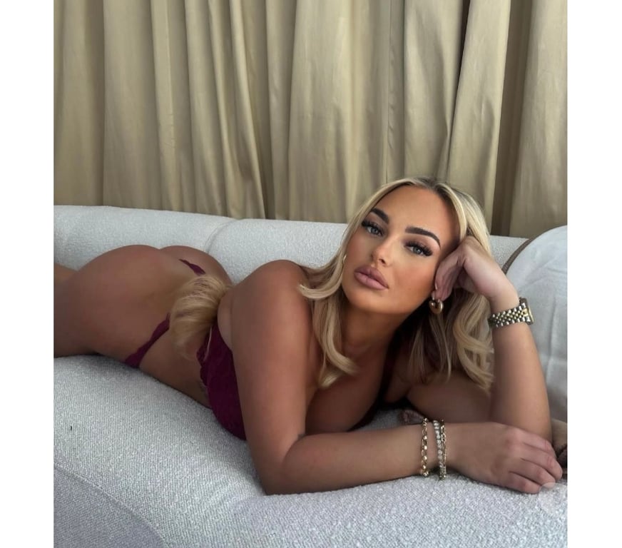 Escorts Oxfordshire Oxford - Photos for New sexy blonde in town genuine photos