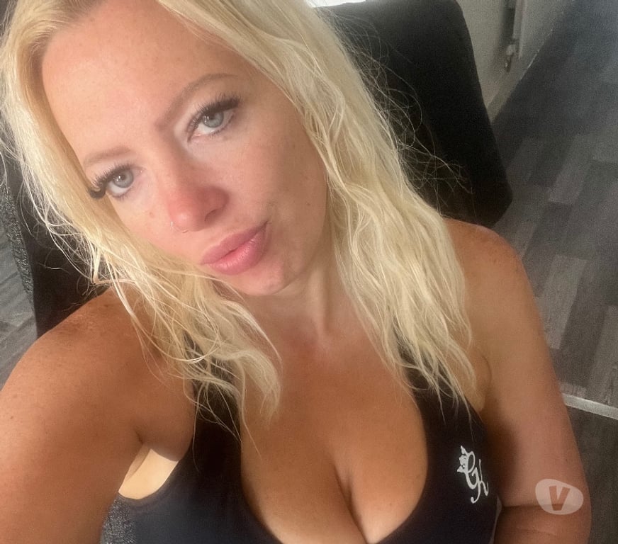 Escorts Dorset Bournemouth, Christchurch and Poole - Photos for Good Girl Gone Bad.