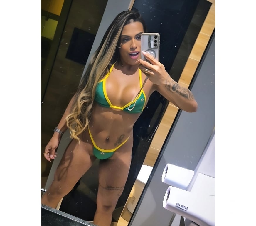 Trans Escorts Central London Tottenham Court Road - Central London - Photos for Sweet Brazilian Girl π§π·π§π· - New in London!!