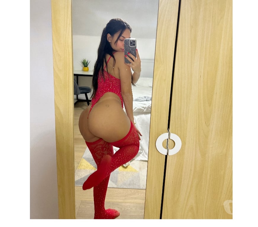 Escorts South East London Elephant & Castle Station - South East London - Photos for LAURA HOT GIRL 🔥