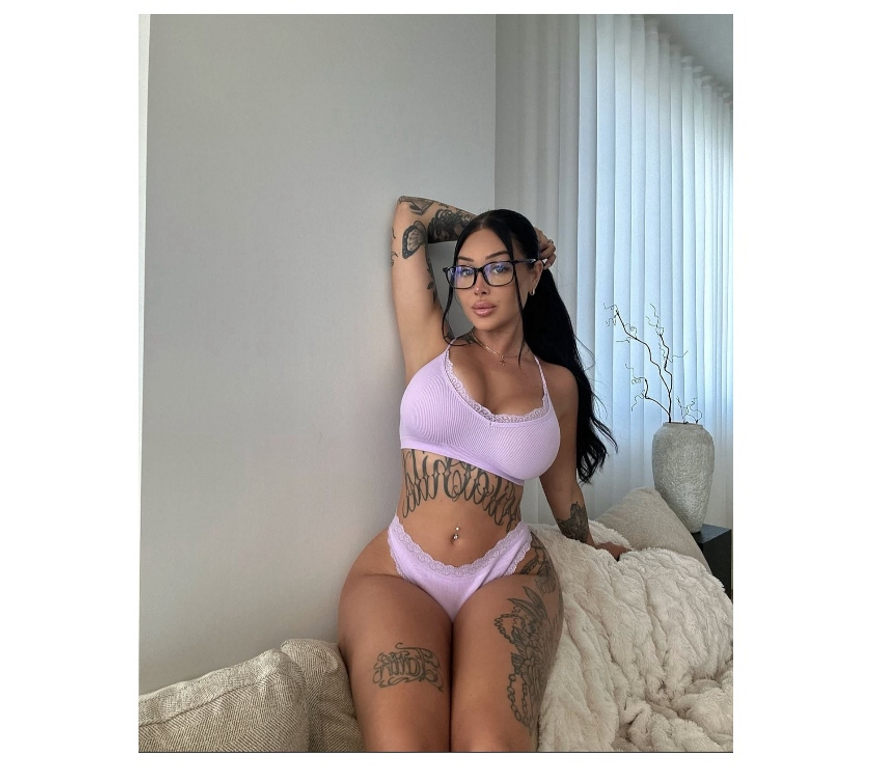 Escorts Edinburgh Edinburgh - Edinburgh - Photos for ONLY OUTCALL 💚 PARTY GIRL 🥳GFE🥰
