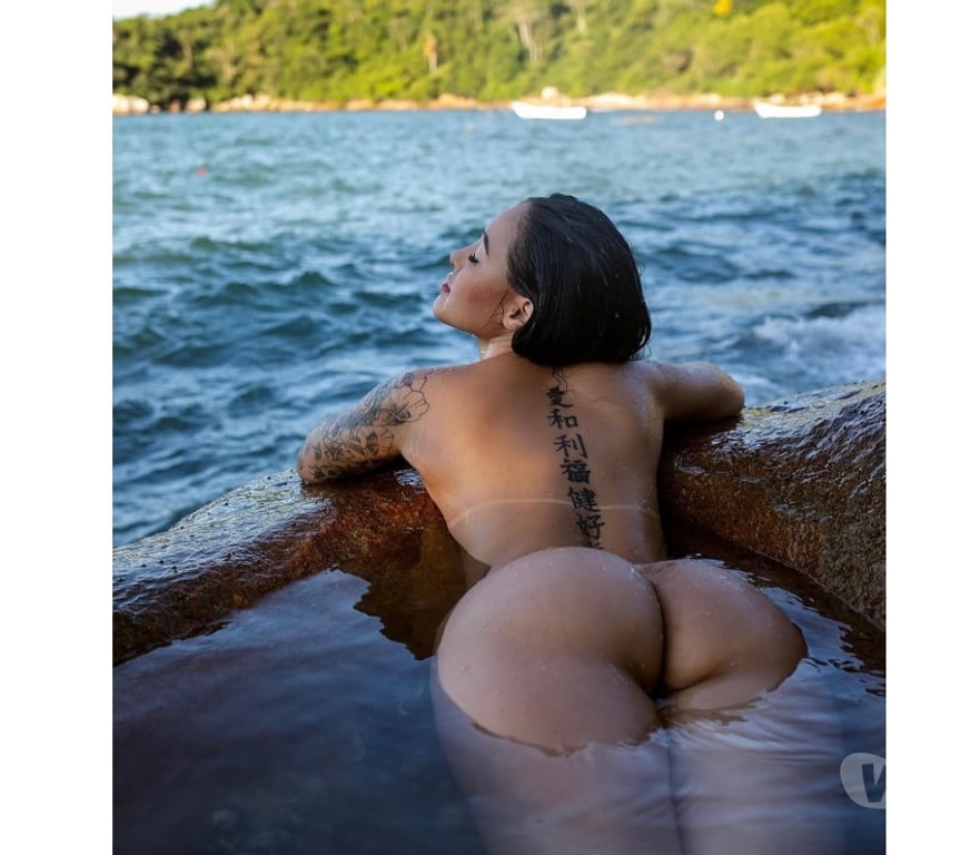 Escorts South West London Kingston upon Thames - Photos for Girl party best kiss 💋