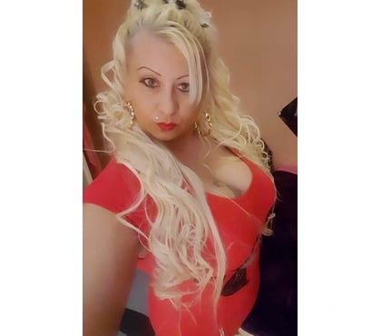  Escorts & Erotic Massage North Watford Watford - Photos for Amanda Horny Milf big natural boob's gfe ❤️ only 1 week