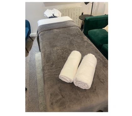 Escorts Bolton City Centre Bolton - Photos for Erotic B2B massage by Thai lady 🚨New in Town
