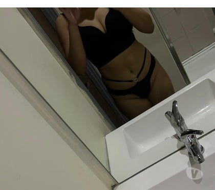 Escorts Bolton City Centre Bolton - Photos for Erotic B2B massage by friendly Thai lady