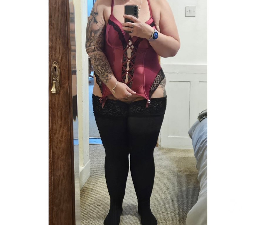Escorts Wiltshire Chippenham - Wiltshire - Photos for π Genuine π Busty π Married π Milf π