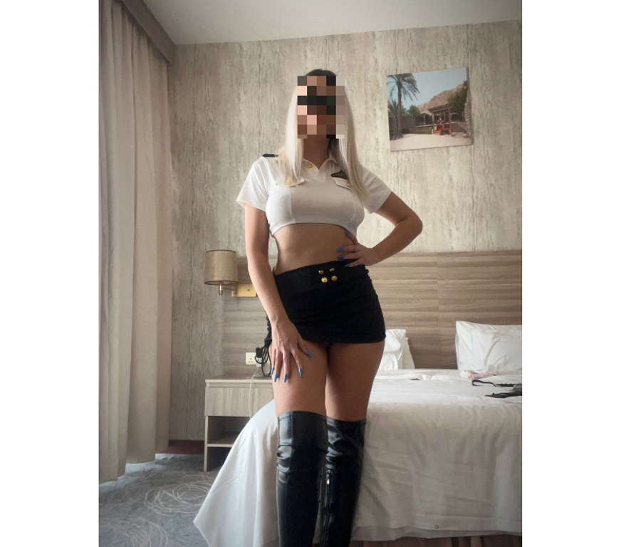 Escorts Hampshire Rushmoor - Photos for Sexy Rosse New and Hot British x all services