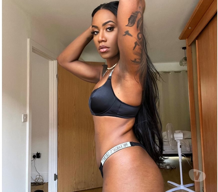 Escorts Essex Brentwood - Photos for Larissa brazilian
