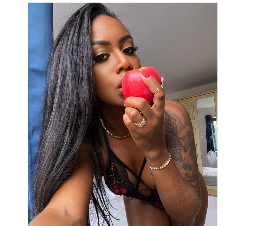 Escorts Essex Brentwood - Photos for Larissa brazilian