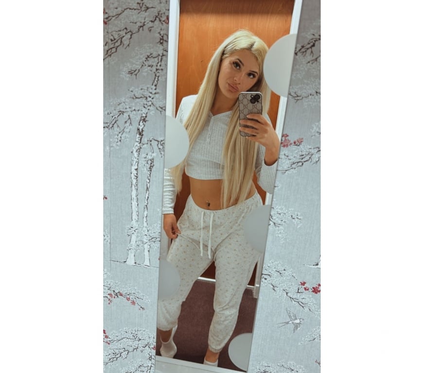 Escorts Hampshire Rushmoor - Photos for I'm very hot x Deborah x with a naughty body