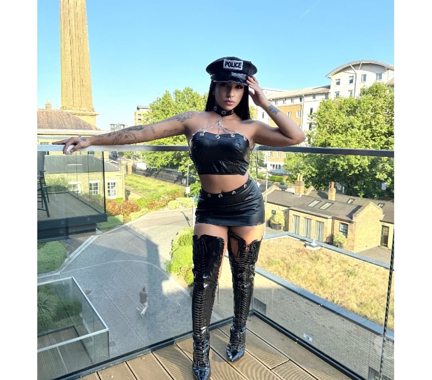Escorts West London High Street Kensington - West London - Photos for 🔥LABELLY PARTY BRASILEIRA 🔥