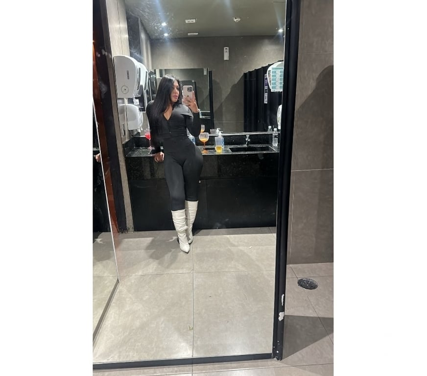 Escorts Hull Hull City Centre - Hull - Photos for SOFIA GORGEOUS BRAZILIAN IN TOWN VIP COMPANION