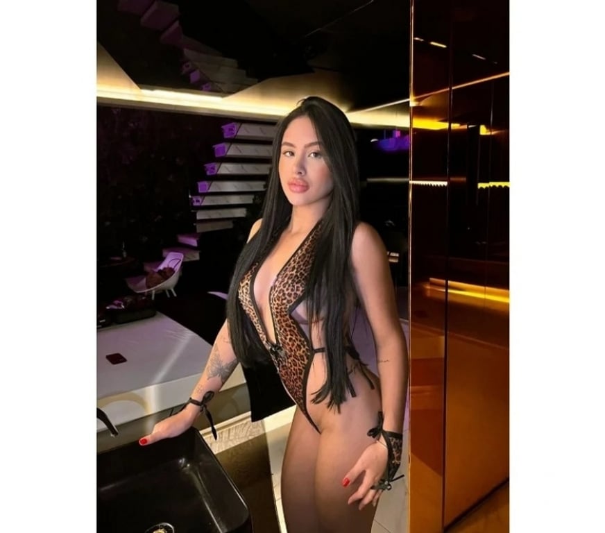 Escorts Hull Hull City Centre - Hull - Photos for JUST ARRIVED VIP ISABELA STYLISH COMPANION
