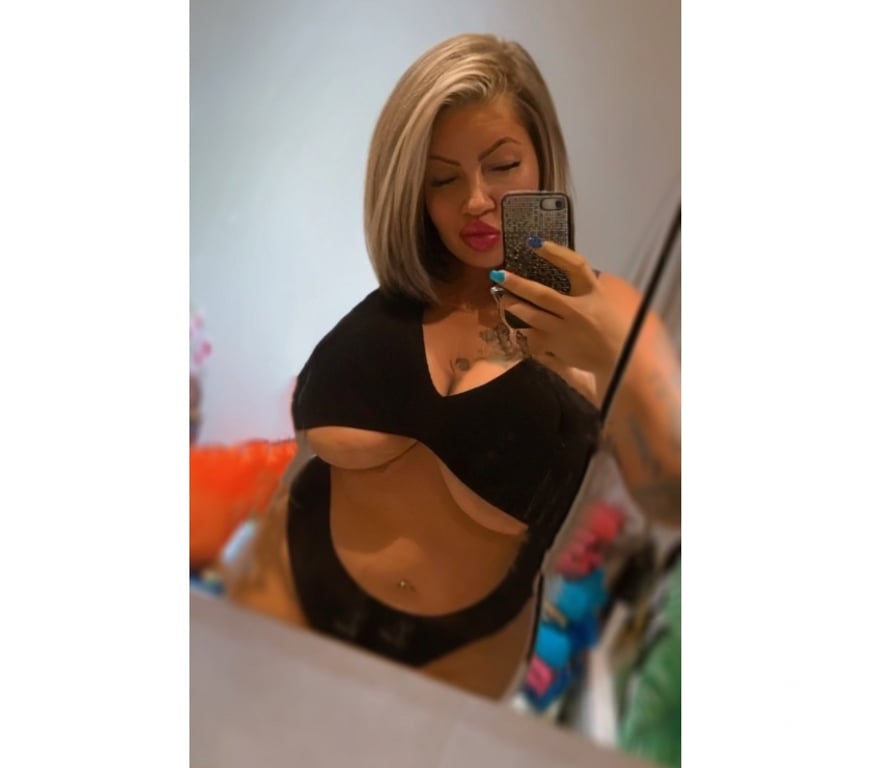 Escorts Essex Colchester - Photos for Busty Maggi 🥵😁 week only Colchester 👋